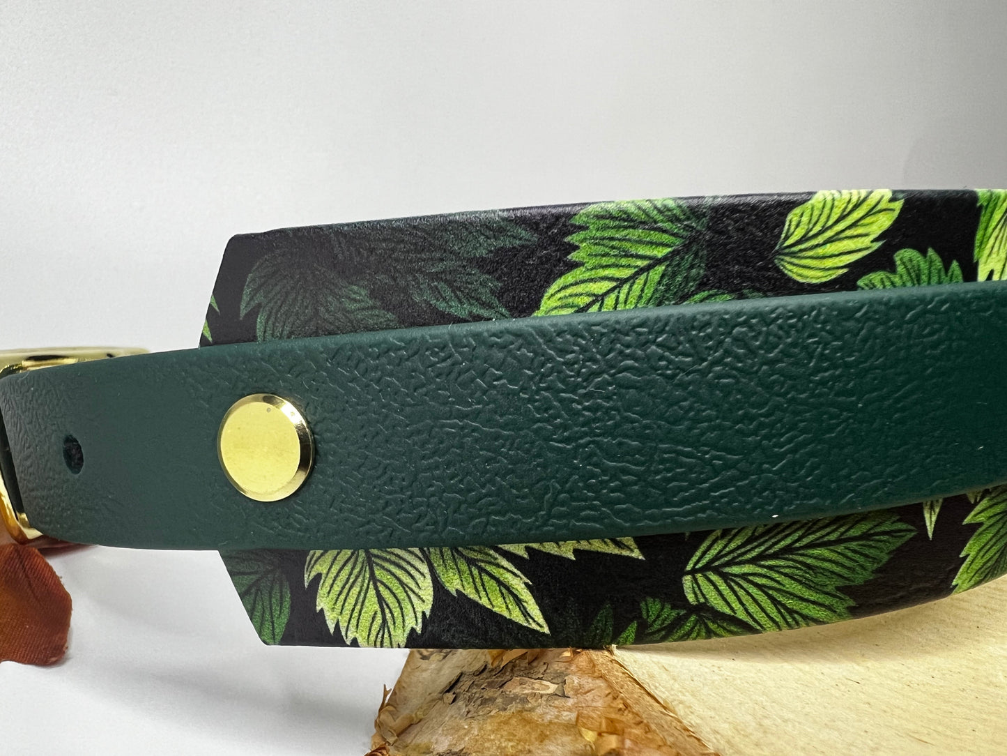Duo Collar leaves