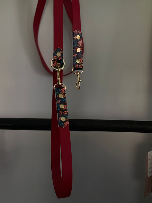 Duo Leash Accent Graphic leaves